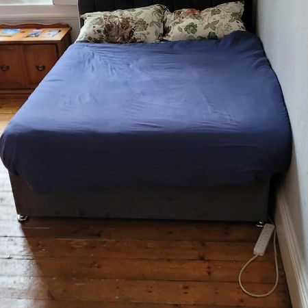 City Centre Flat - Sleep Upto 4 เอดินบะระ ภายนอก รูปภาพ